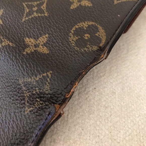 LOUIS VUITTON- 💯AUTHENTIC Monogram Porte Tresor Wallet - Picture 8 of 16